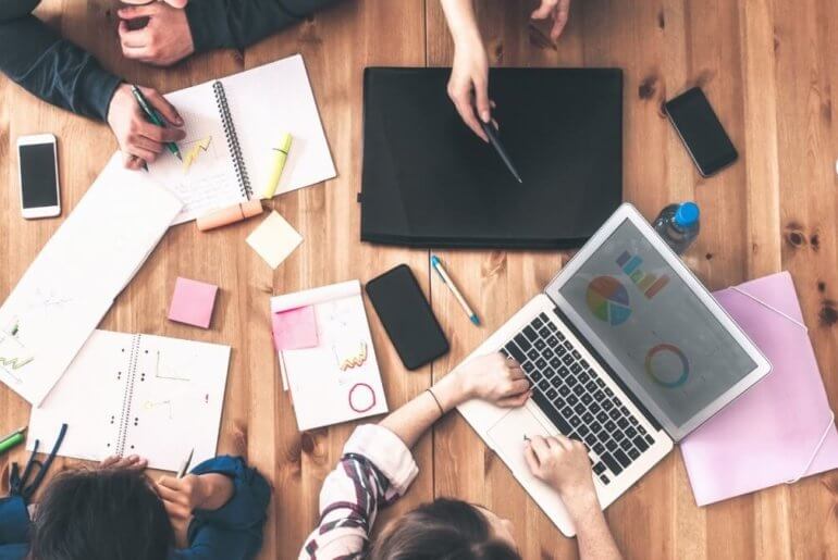 RH 4.0: o que é, tendências e gestão de pessoas orientada a dados RH 4.0: entenda o que é e quais os seus objetivos