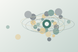 Profissionais em deslocamento urbano para o trabalho, representando mobilidade corporativa e experiência do colaborador