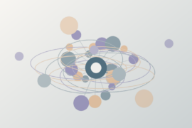 Profissional de RH analisando uso de inteligência artificial no trabalho com equipe ao fundo