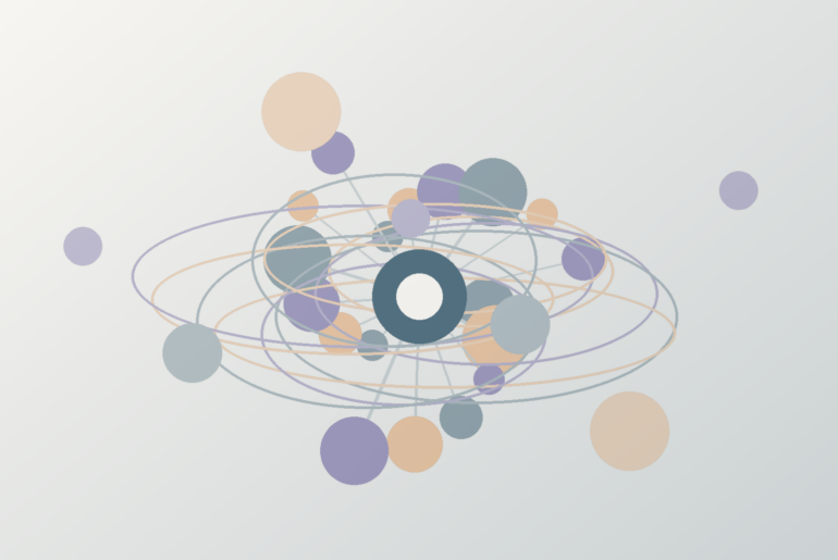 Profissional de RH analisando uso de inteligência artificial no trabalho com equipe ao fundo