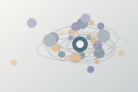 Profissionais de RH organizando um mapa visual de habilidades em quadro e notebook