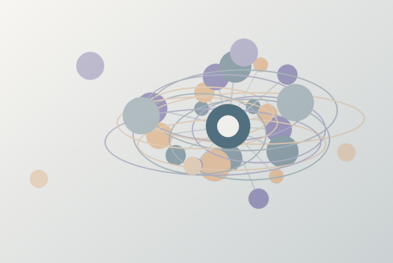Profissionais de RH organizando um mapa visual de habilidades em quadro e notebook